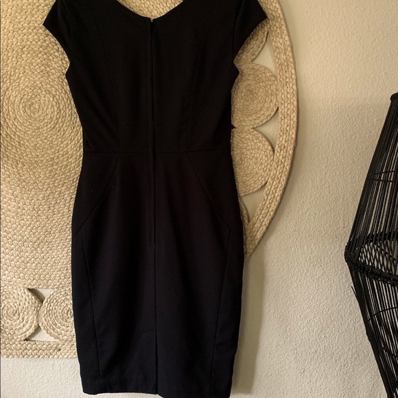 H&M LBD - Picture 2 of 2